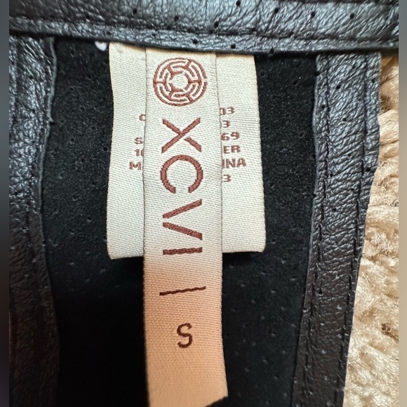 XCVI Perforated black Leather Motorcycle Vest Sleeveless Racerback in W’s small - Picture 5 of 7